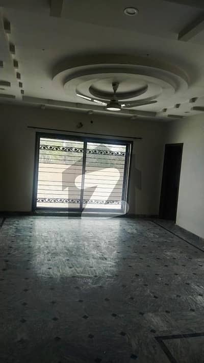 1 Kanal Upper Portion Available For Silent Office Or Small Family In Garden Town