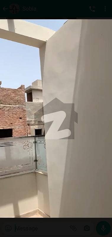 سیوارا چوک ملتان میں 3 کمروں کا 4 مرلہ مکان 1.3 کروڑ میں برائے فروخت۔