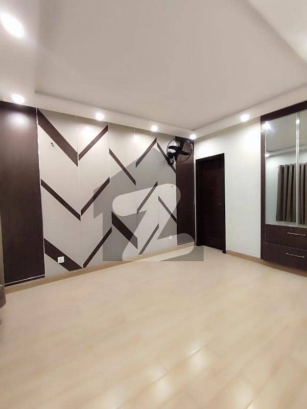 1 Bed Brand New Apartment Ideal Location Facing Park For Rent In Bahria Town Lahore
