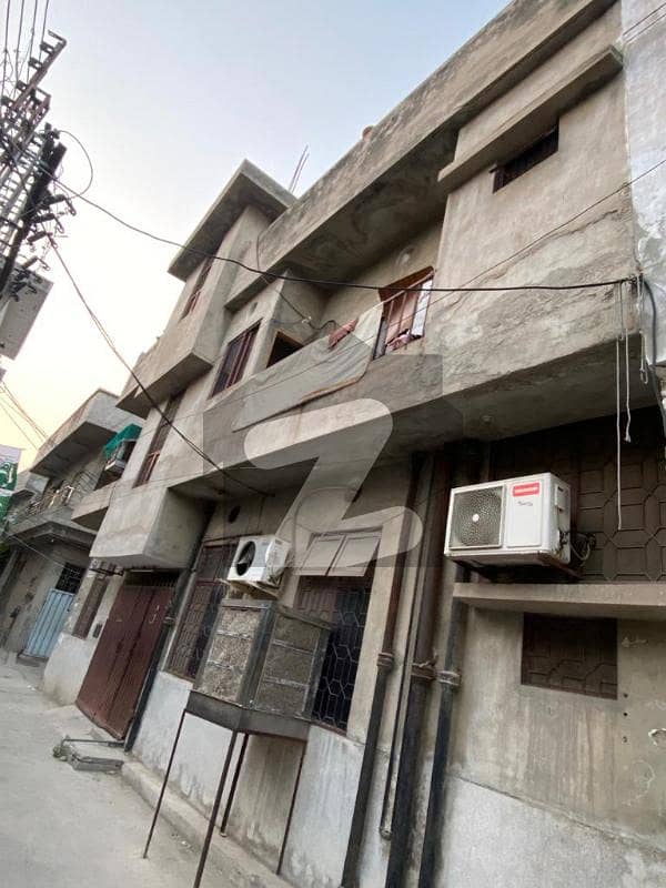 ماڈل ٹاؤن لِنک روڈ ماڈل ٹاؤن,لاہور میں 6 کمروں کا 5 مرلہ مکان 1.9 کروڑ میں برائے فروخت۔