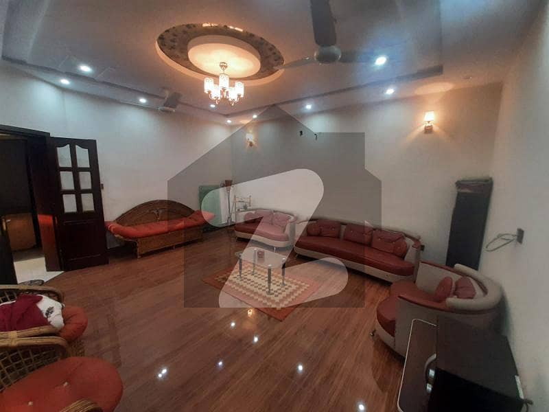 10 Marla Lush Condition Like New House For Sale Bahria Town Lahore