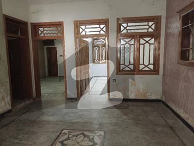 ورسک روڈ پشاور میں 6 کمروں کا 5 مرلہ مکان 35.0 ہزار میں کرایہ پر دستیاب ہے۔