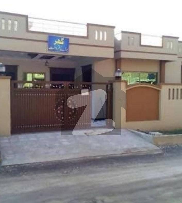 Sarfaraz Colony Near Fawara Chowk Faisalabad 10 Marla Single Storey House For Rent