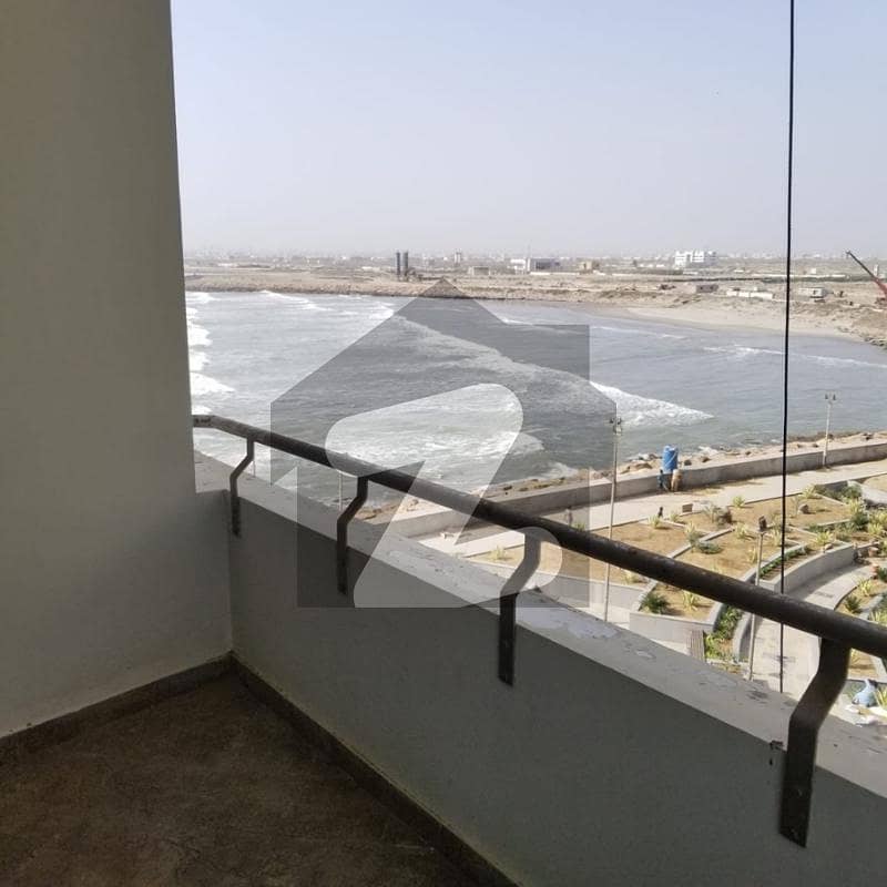 عمار ریف ٹاورز امارکریسنٹ بے,ڈی ایچ اے فیز 8,ڈی ایچ اے,کراچی میں 4 کمروں کا 13 مرلہ فلیٹ 9.5 کروڑ میں برائے فروخت۔