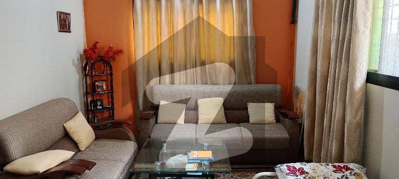 Cottage For Sale Latifabad, Block C, Unit 07 Ground Floor Corner 4 Rooms With 2 Attach &Amp; 2 Common Baths, Lounge, Washing Area, 2 Store Room