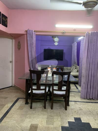گلستانِِ جوہر ۔ بلاک 1 گلستانِ جوہر,کراچی میں 3 کمروں کا 6 مرلہ فلیٹ 98.0 لاکھ میں برائے فروخت۔