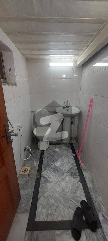26 Marla Upper Portion Available for rent in Main Cantt