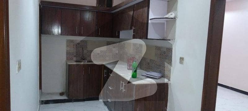 کراچی ایڈمنسٹریشن ایمپلائیز سوسائٹی جمشید ٹاؤن,کراچی میں 2 کمروں کا 4 مرلہ فلیٹ 70.0 لاکھ میں برائے فروخت۔