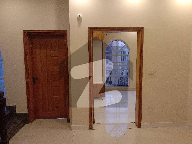 For Rent 5 Marla Upper Portion Available On Good Location