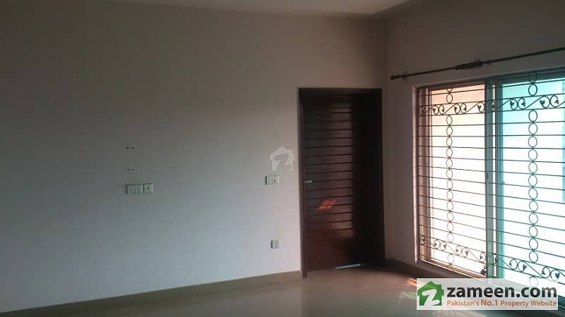 1 Kanal Lower Portion For Rent In Valencia