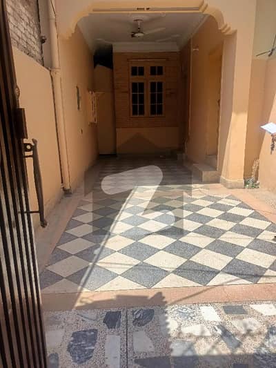 10. Marla Upper Portion Available For Rent In Hayatabad Phase 3 Sector k6 Good Location Good Condition.
