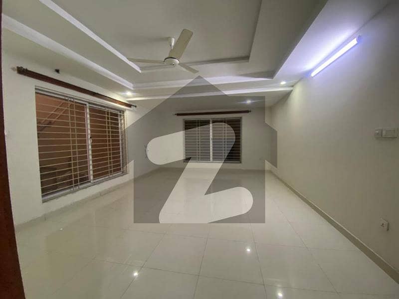 1 Kanal Beautiful Basement Available For Rent