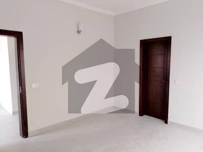 Precinct 31.235 Sq Yard Villa with Key Available for Sale in Bahria Town Karachi.