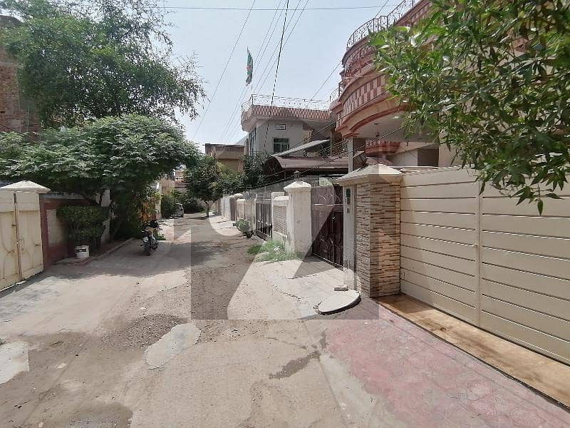 A Prime Location House Of 7 Marla In Khan Village Khan Village, Multan