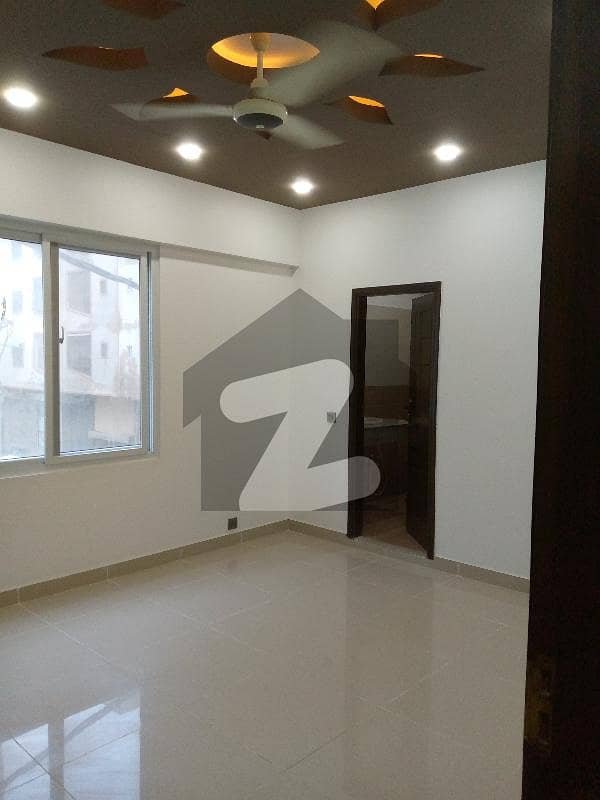 3 BED APARTMENT AVAILABLE FOR SALE IN ITTEHAD COMMERCIAL