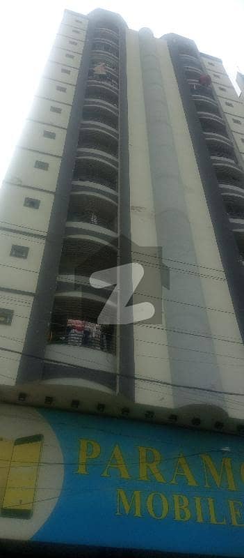 GULSHAN BLOCK-2 PARAMOUNT TOWERS 3 BEDS FLAT FOR SALE