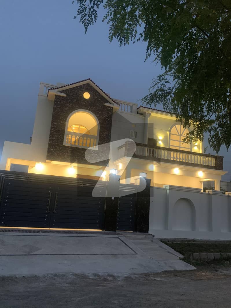 شاہین ہاؤسنگ سکیم ورسک روڈ,پشاور میں 7 کمروں کا 1 کنال مکان 4.9 کروڑ میں برائے فروخت۔