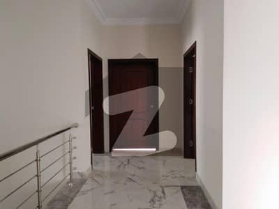 Ideally Located Prime Location House Of 500 Square Yards Is Available For sale In Karachi