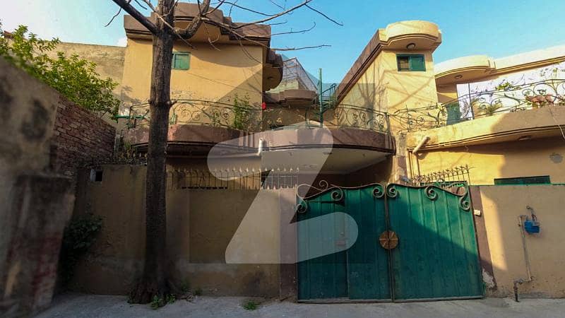 7 Marla House Is Available For Sale In New Iqbal Park Lahore