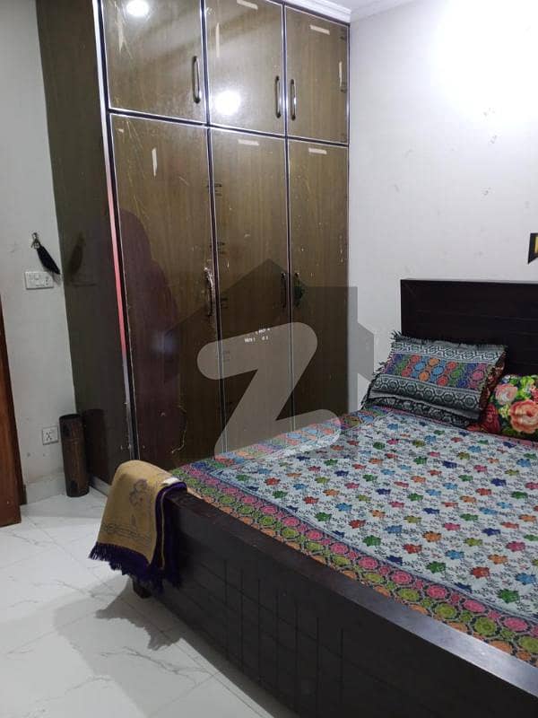 الحمرا ٹاؤن لاہور میں 3 کمروں کا 3 مرلہ مکان 50.0 ہزار میں کرایہ پر دستیاب ہے۔