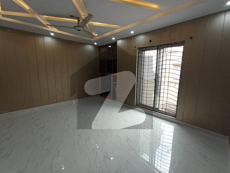 1 Kanal House Available For Sale In D Block canal Garden Lahore