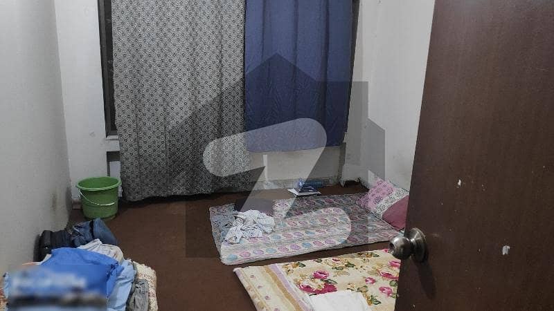 شمس آباد راولپنڈی میں 1 کمرے کا 1 مرلہ کمرہ 7.5 ہزار میں کرایہ پر دستیاب ہے۔
