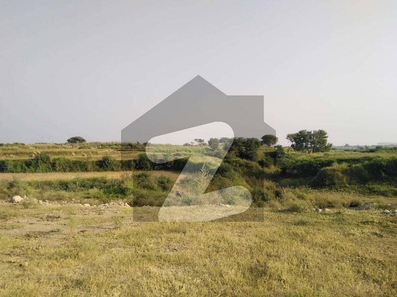 E -12 / 1 Plot 1261 SERIAL size 30x70 = 233 Yd Muree Face Plot Top location Direct Access to Double Road Best Investment Plot Very Reasonable Price