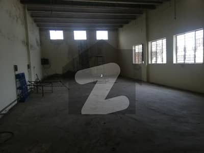 3 kanal factory available for rent.