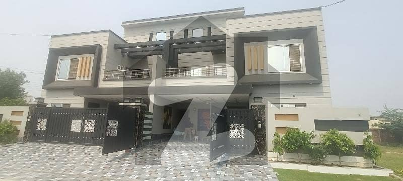10 MARLA BRAND NEW HOUSE AVAILABLE FOR SALE IN PGECHS PHASE 2