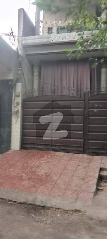 وینس ہاؤسنگ سکیم لاہور میں 8 کمروں کا 10 مرلہ مکان 2.3 کروڑ میں برائے فروخت۔
