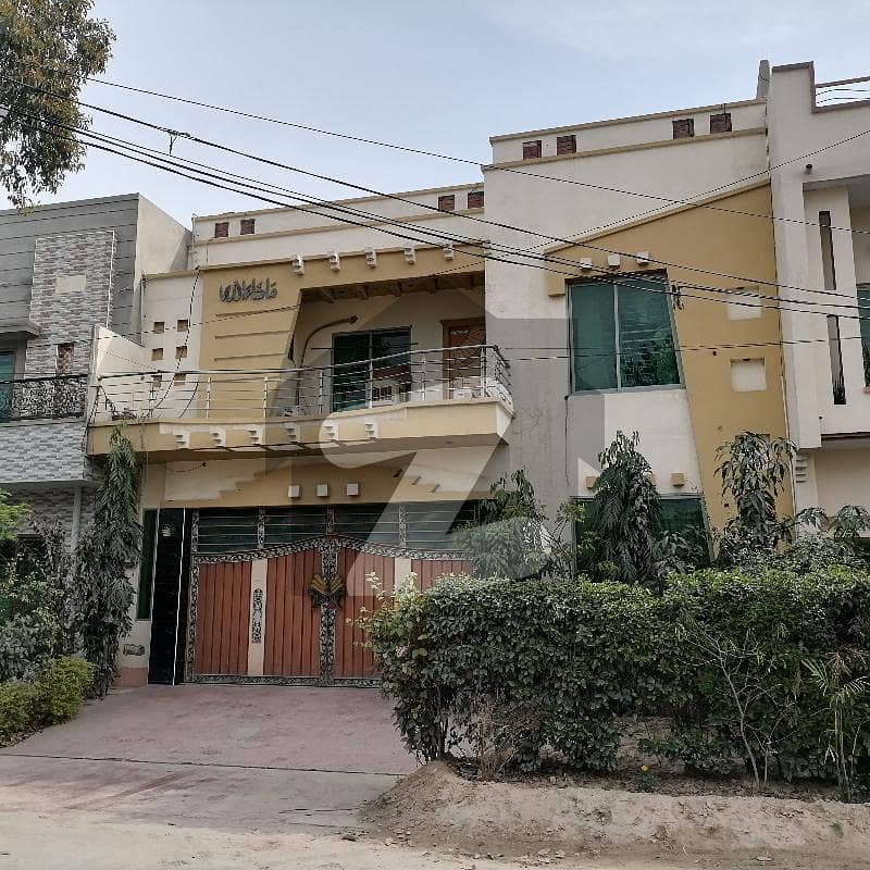 7 Marla House In Farid Town Is Available