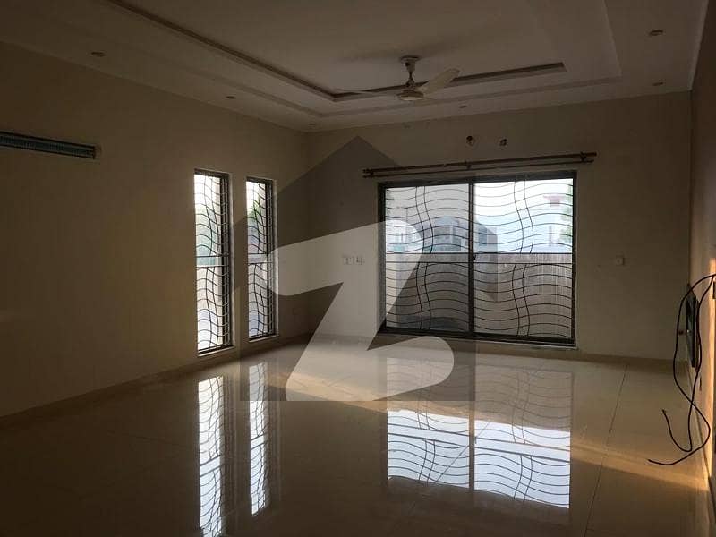 1 Kanal Upper Portion for Rent