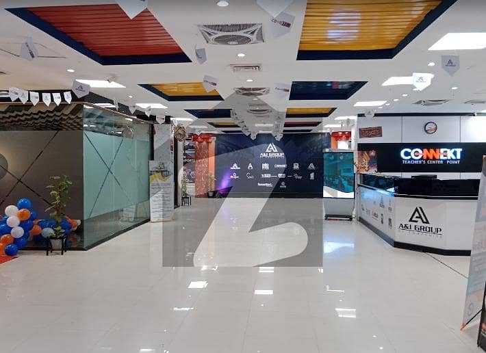 Prime Commercial Space For Sale In Rj Mall, Karachi Ideal For Office
