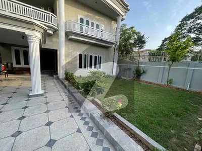 F11 Prime locations Nearby Markaz Margla Road Good Condition liveable House