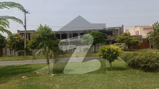 ای ایم ای سوسائٹی ۔ بلاک جے ای ایم ای سوسائٹی,لاہور میں 11 کمروں کا 4 کنال مکان 23.0 کروڑ میں برائے فروخت۔