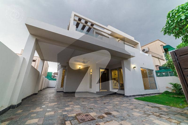 10 Marla Slightly Used Beautiful House Available For Sale At Reasonable Price In DHA Phase 1