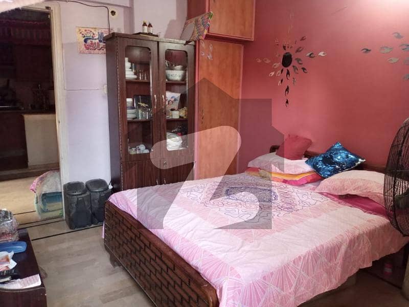 LEASED FLAT FOR SELL GulshaneKaneez Fatima Block 1, Gulshane