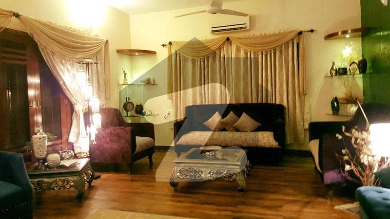 کے ڈی اے آفیسرز سوسائٹی گلشنِ اقبال ٹاؤن,کراچی میں 4 کمروں کا 10 مرلہ بالائی پورشن 6.5 کروڑ میں برائے فروخت۔