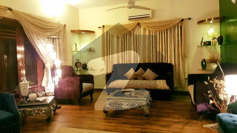 Lively First Floor Portion With Maid Room Inside A Super Secure Gated Society Behind National Stadium