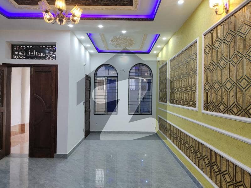 ال-حمد گارڈنز پائن ایونیو,لاہور میں 4 کمروں کا 3 مرلہ مکان 1.2 کروڑ میں برائے فروخت۔