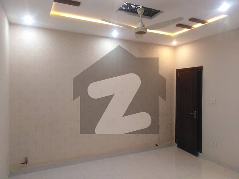 Bahria Town Phase 7 House Sized 7 Marla For sale