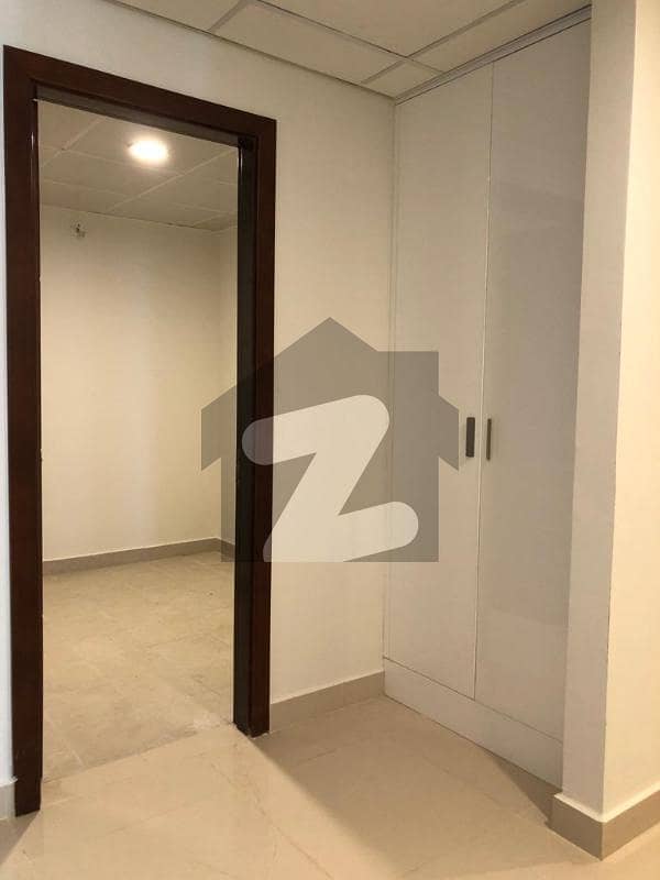 3 Bedroom Apartment For Rent In Reef Tower