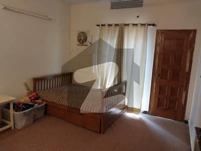 i-8/4 sami furnished room only for ladies available for rent