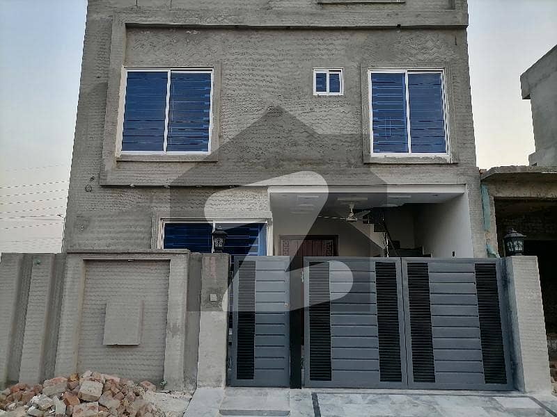 Spacious House Is Available In Central Park Housing Scheme For rent