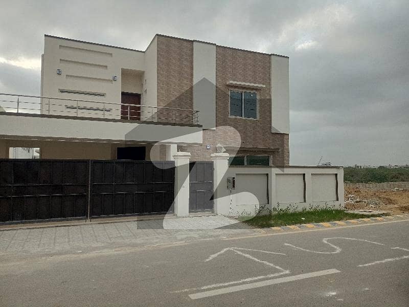 فالکن کمپلیکس نیوملیر ملیر,کراچی میں 5 کمروں کا 14 مرلہ مکان 9.0 کروڑ میں برائے فروخت۔