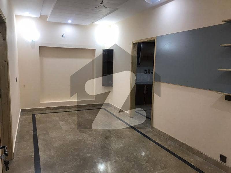 20 Marla Lower Portion Ideally Situated In Pcsir Staff Colony