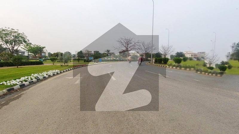 Residential Plot Available For Sale In Park Avenue Housing Scheme