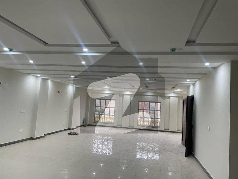 8 Marla Commercial Floor For Rent In Dha Phase 8 Broadway