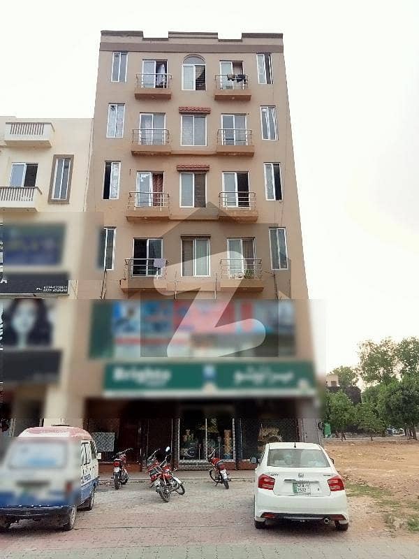 5.25 Marla Plaza For Sale And Sex Story Chameli Blocks And Bank Islami Good Location Good Investment Monthly Rent 350000 Near Grand Mosque 6 Story Vip