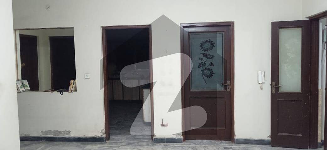 1kanal lower portion for rent